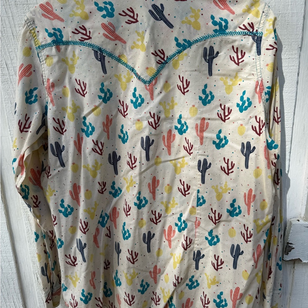 Wrangler Multicolor Cactus Print Button Down Shirt women’s Large - Picture 2 of 4